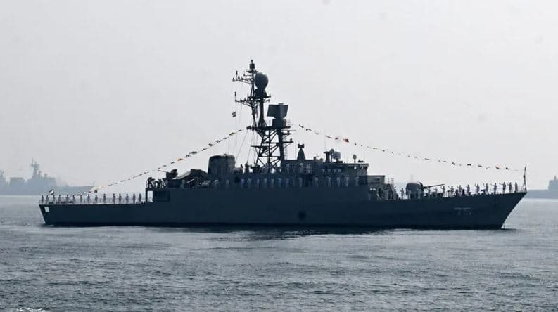 US Navy submarine sinks Iranian warship IRIS Dena in the Indian Ocean during Operation Epic Fury
